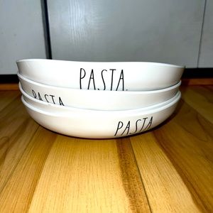 Rae Dunn Melamine bowls